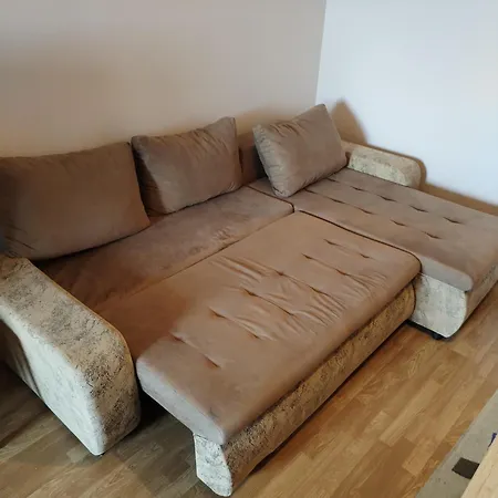 Stan Na Dan Mara * Mladenovac