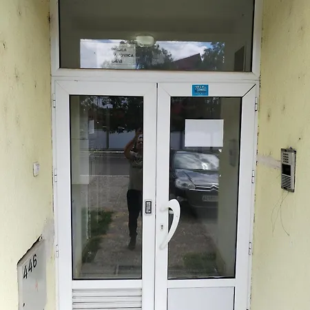 Stan Na Dan Mara * Mladenovac (Belgrade)