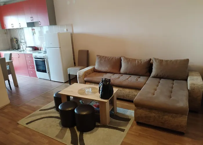 Stan Na Dan Mara * ملادينوفاتس